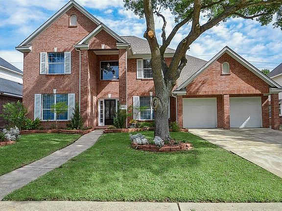 2nd image of 23310 Enchanted Landing Ln