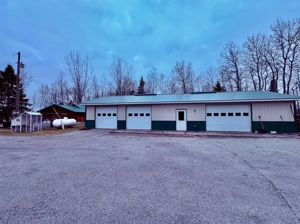 3616 Hay Creek Rd SE, Baudette, MN 56623
