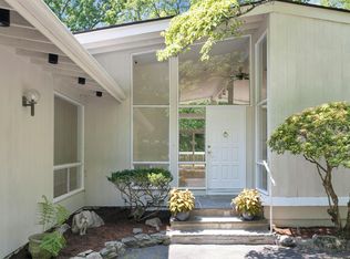 134 Foxwood Rd, Stamford, CT 06903