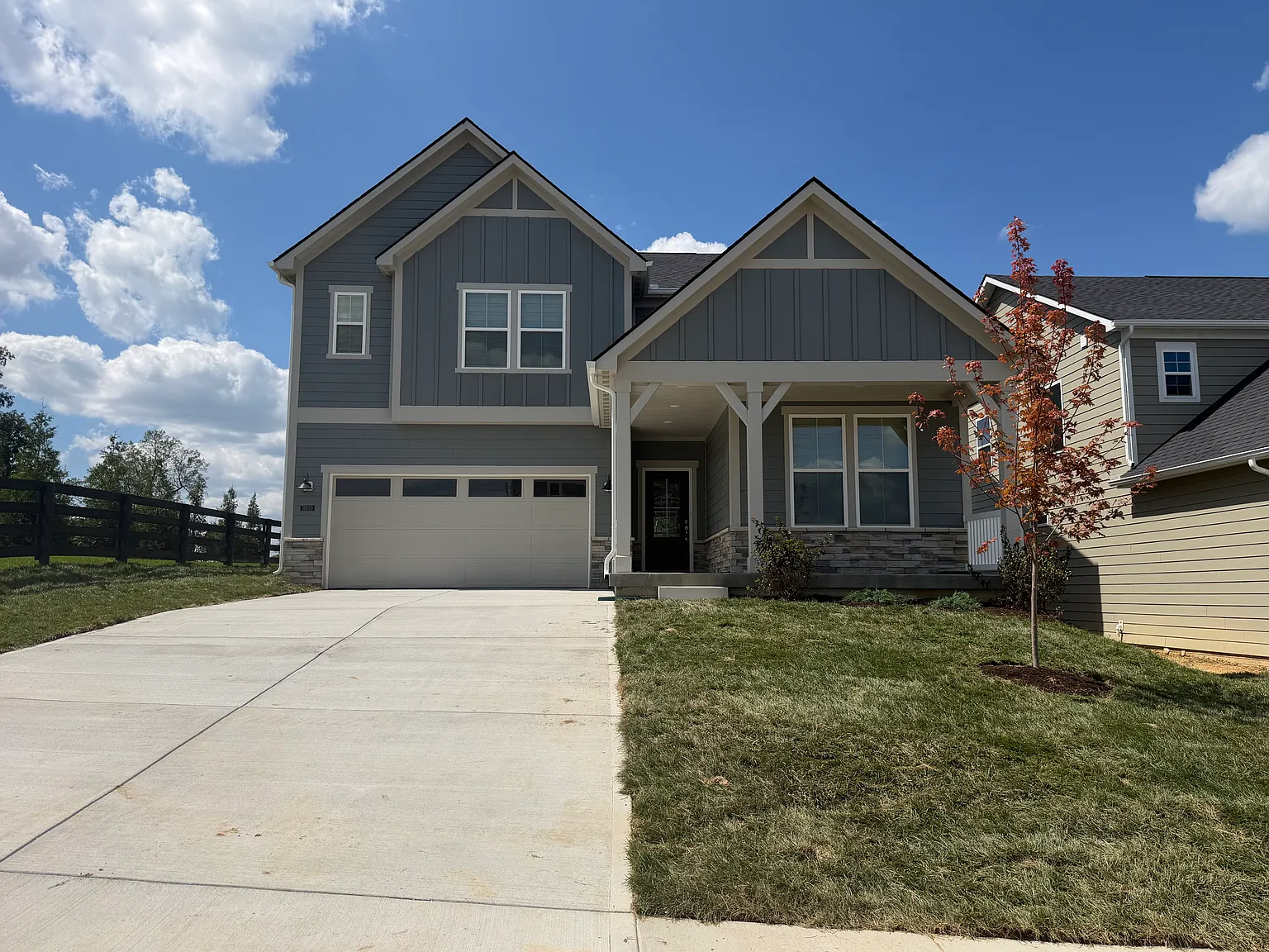 4 bed, 2819 sqft, $2,999 — Photo 2