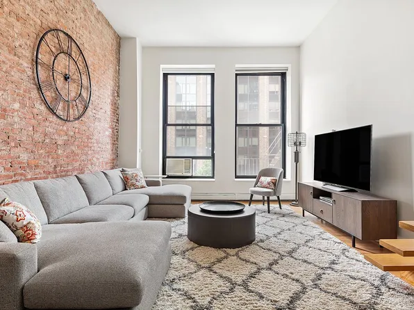 250 Mercer St APT C414, New York, NY 10012