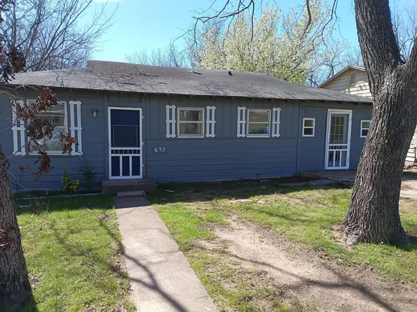 632 E Sears St, Denison, TX 75021