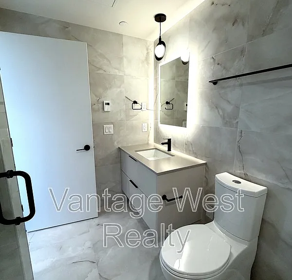 3700 Capozzi Rd #1501 — Photo 3