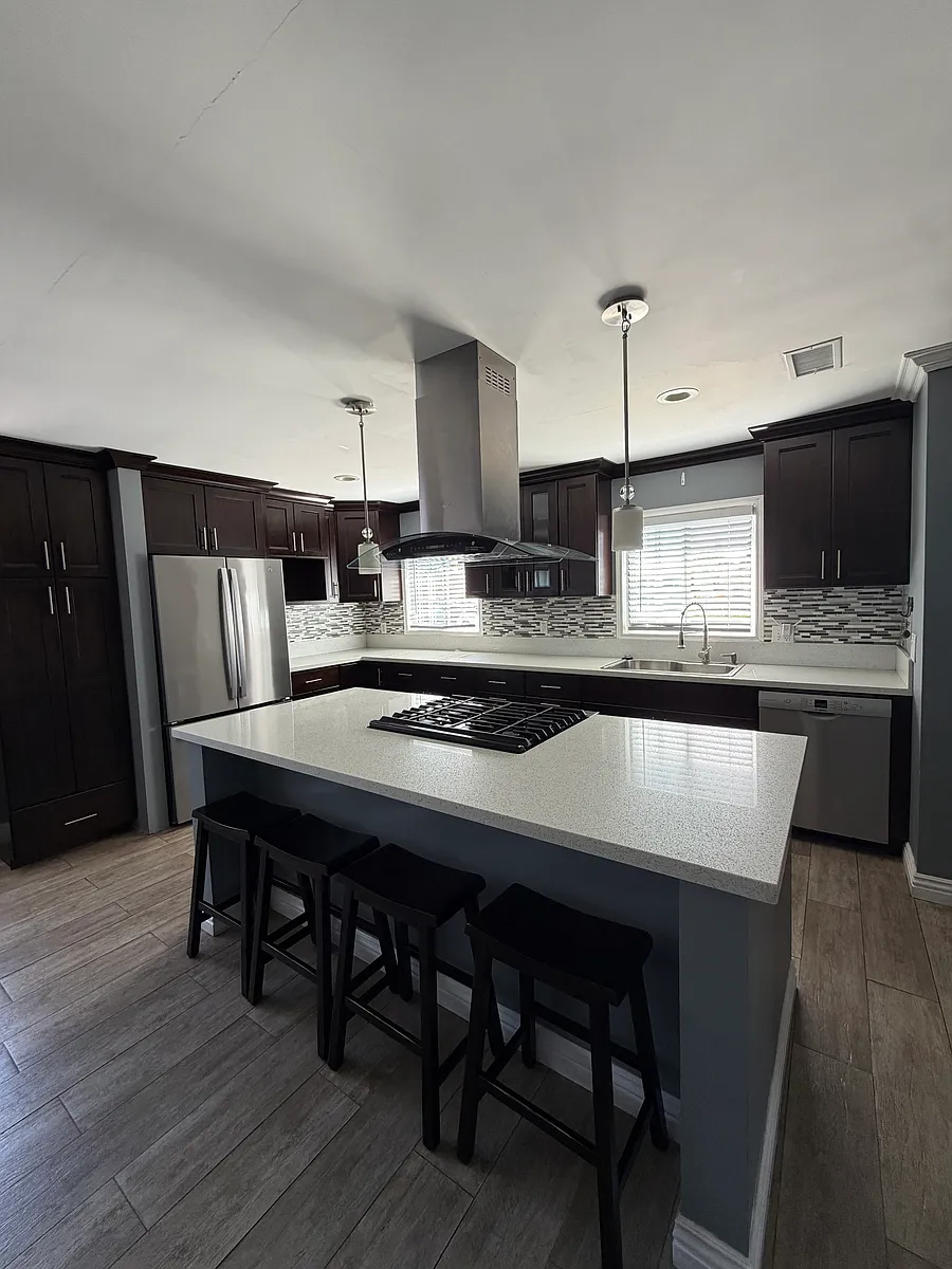 Kitchen - 6310 Indiana Ave #1