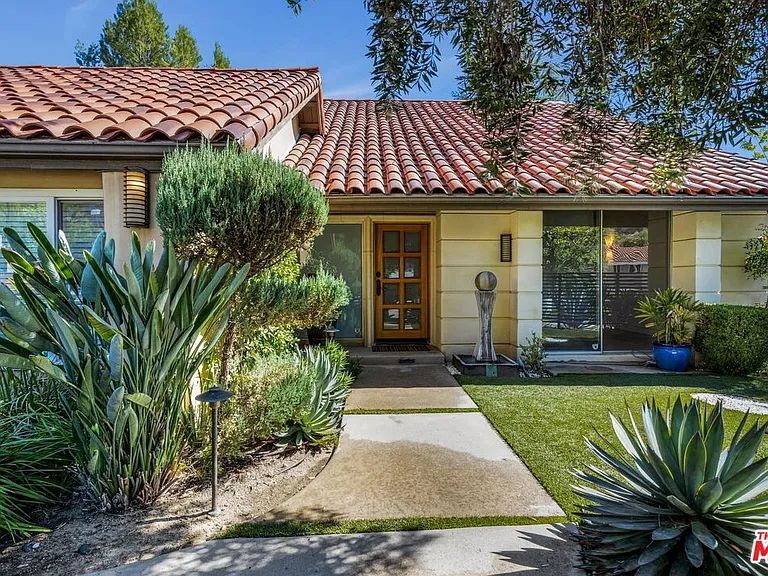 4230 Park Alisal — Photo 4