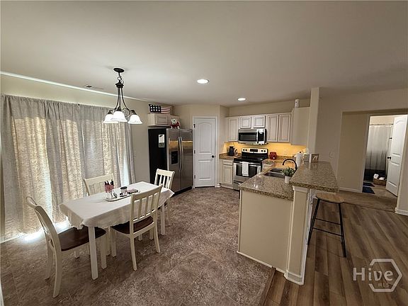 2nd image of 102 Black Pine Drive