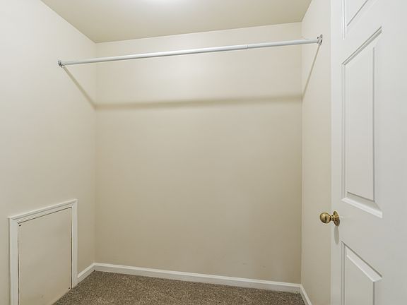 3rd image of 2305 Foxmeadow Cir #2305