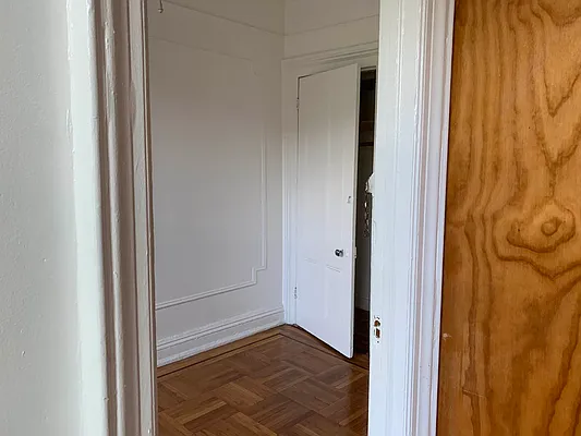 Rented by Daniel Gale Sotheby's International Realty | media 28