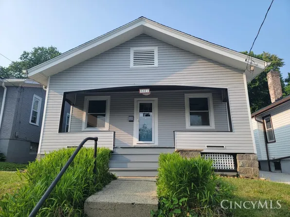 3921 Oakpark Pl, Cincinnati, OH 45209