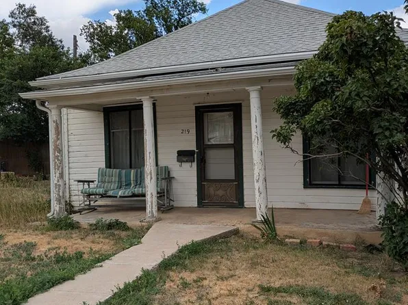 219 Indiana Ave E, Walsenburg, CO 81089