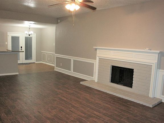 2nd image of 17910 Garden Manor Dr
