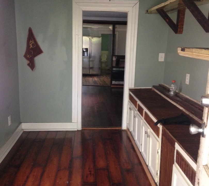 1st image of 28 Cooper St #D