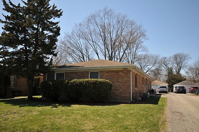 1st image of 220 S Chase Ave