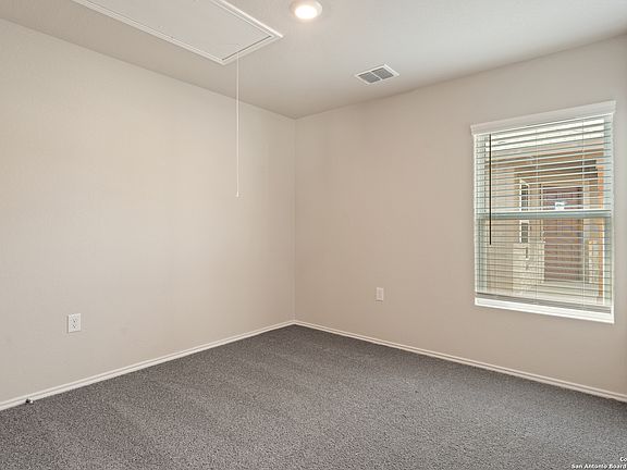 4th image of 1422 Outrigger Way