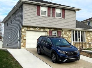 1109 Hower Ln, Philadelphia, PA