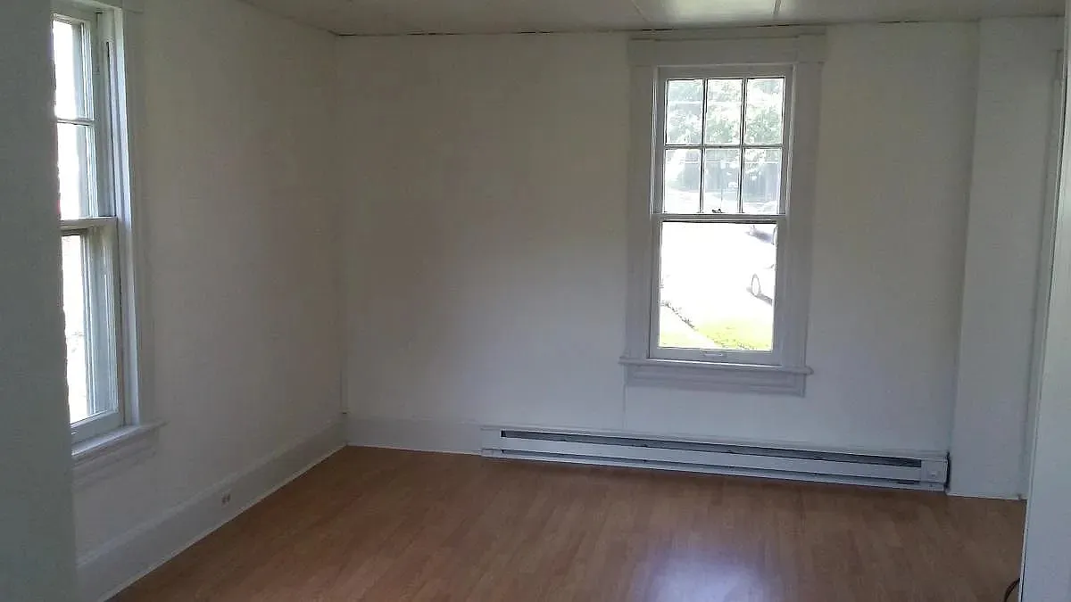 2 bed, 1200 sqft, $905 — Photo 4