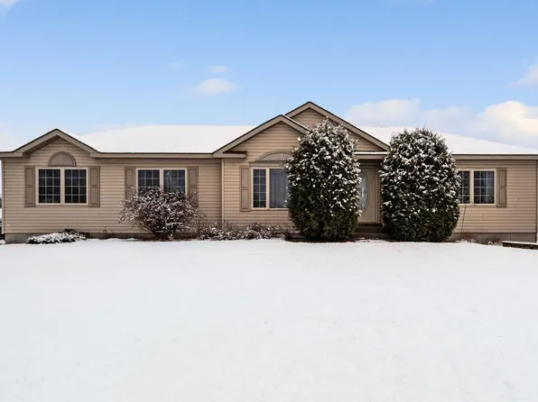 1129 205th St, Baldwin, WI 54002