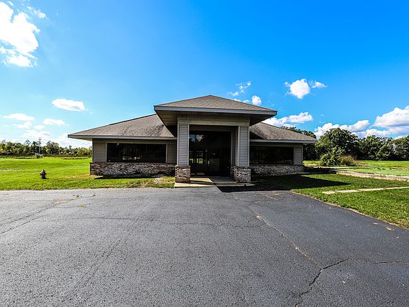 2nd image of 3600 Wayland Dr