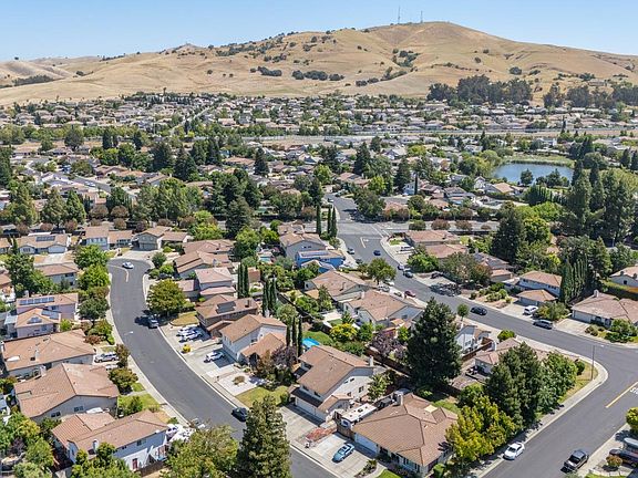 4th image of 3108 Clydesdale Way
