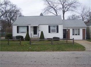 75 Merle St, Warwick, RI 02889