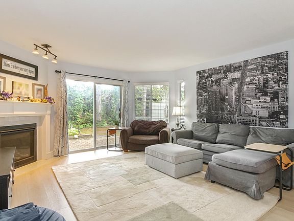 4th image of 16335 14th Ave #102