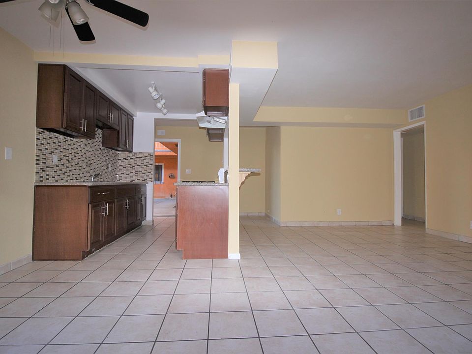 1st image of 11840 Hart St APT 2