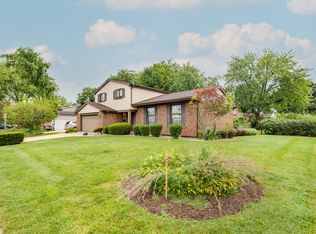 1331 S Kaspar Ave, Arlington Heights, IL 60005