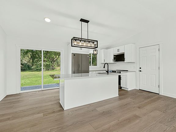 5th image of 5225 Logan St SE