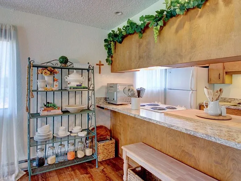 12492 Gwen Dr #10 — Photo 6