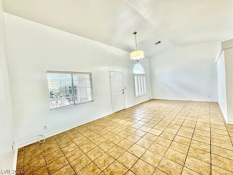 4544 Crimson Leaf Dr — Photo 2