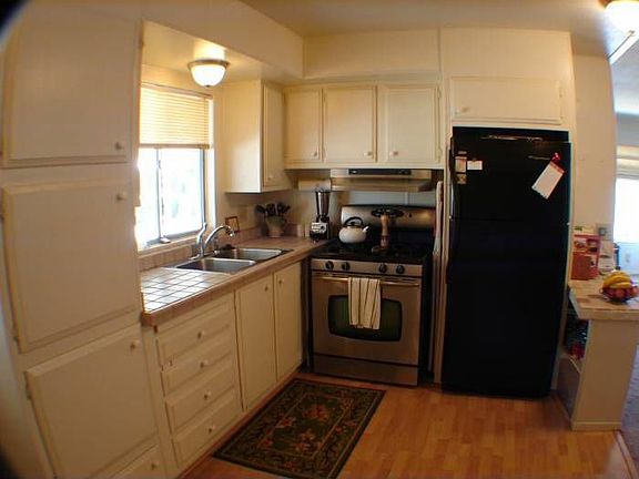 4th image of 950 Woodland # 3 Ave