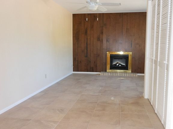 4th image of 10102 W Signal Butte Cir