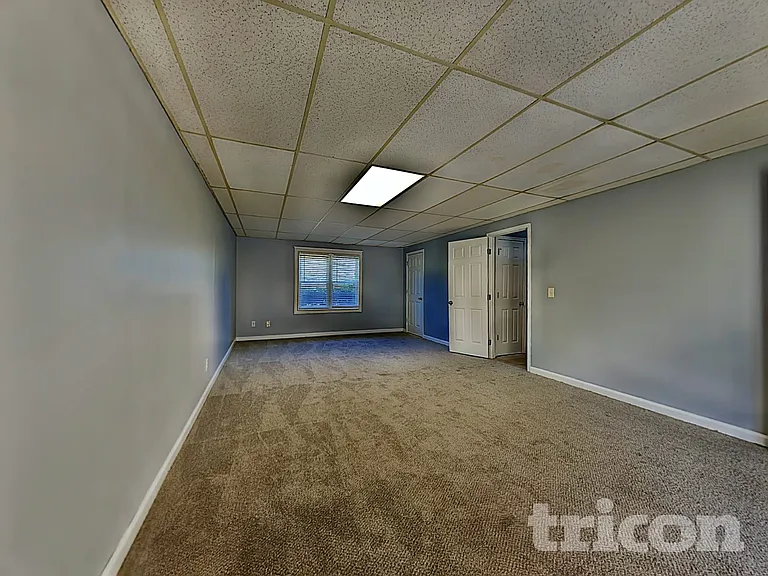 160 Eagle Glen Dr — Photo 30