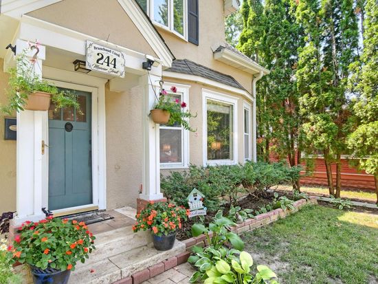 244 Mainzer St, West Saint Paul, MN 55118