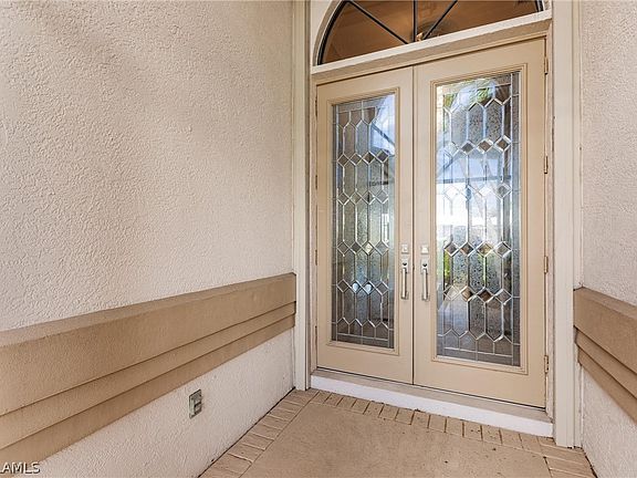2nd image of 9540 Mariners Cove Ln