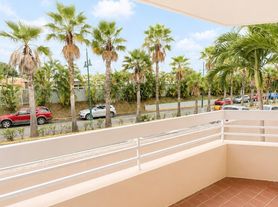 18-18 Avenida Albolote, Guaynabo, PR