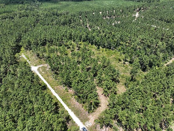 3rd image of 1 Richardson Rd E