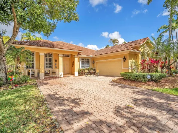 1435 Cardinal Way, Weston, FL 33327