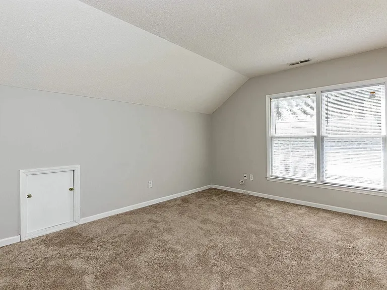 112 Kronos Ln — Photo 10