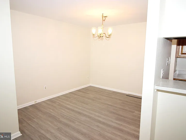 1794A Bayley Ln — Photo 2