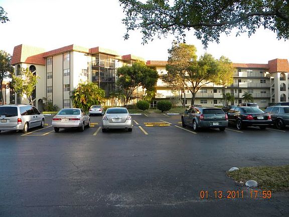 4th image of 6001 N Falls Circle Dr APT 409