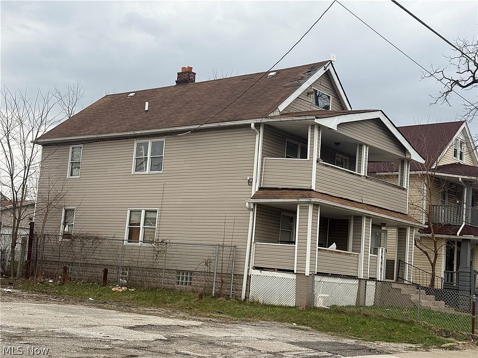 1st image of 3655 E 116th St