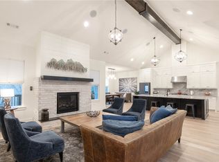 8191 Stone Crest Rd, Bentonville, AR 72712