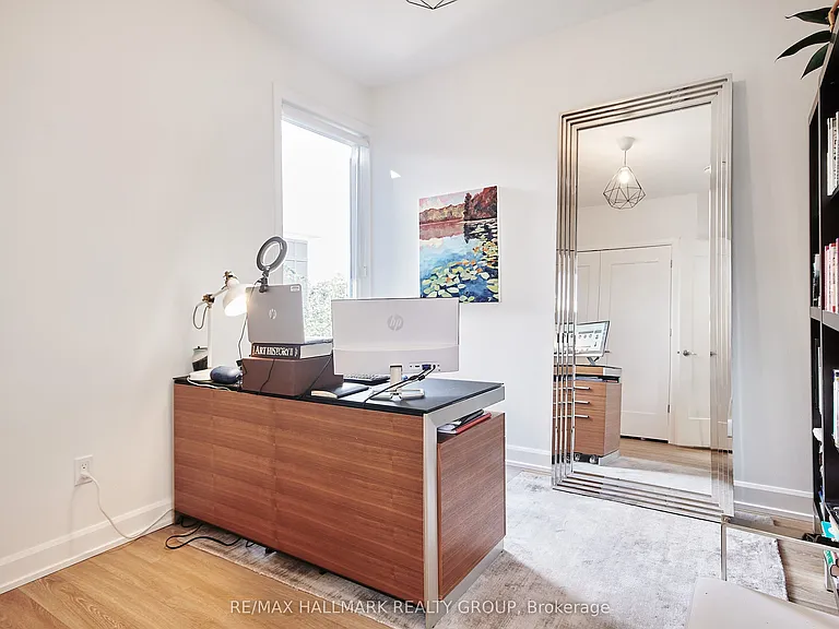 144 Florence St — Photo 23