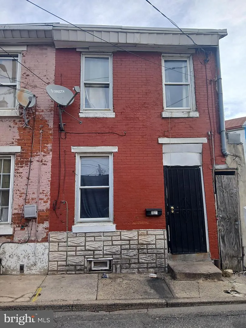 4109 Salem St photo 1