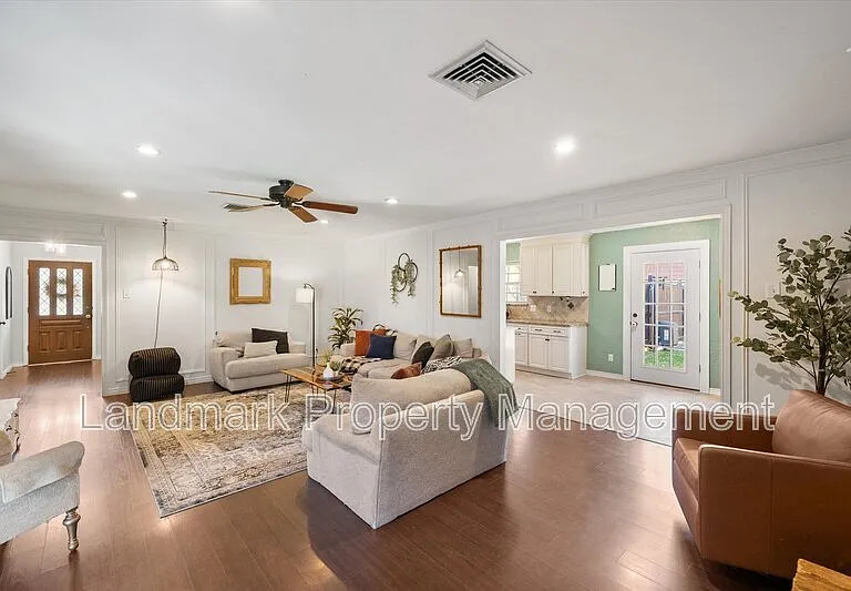 1415 Moss Rose Cir — Photo 15