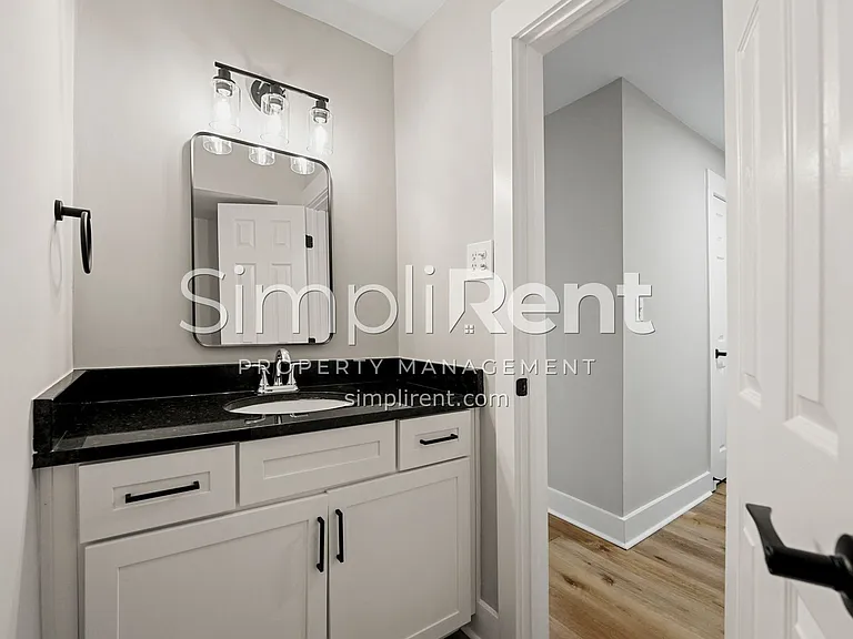 Park Street 2997 RNT — Photo 9
