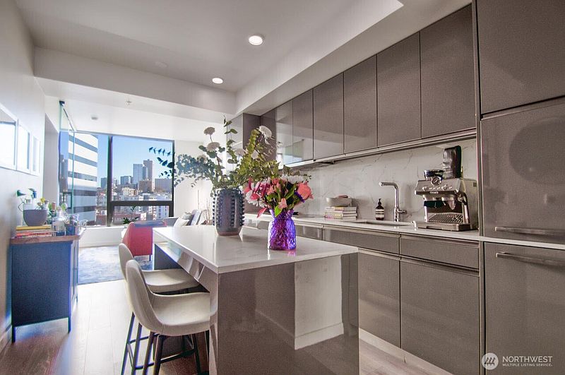 2nd image of 1808 Minor Avenue #1700