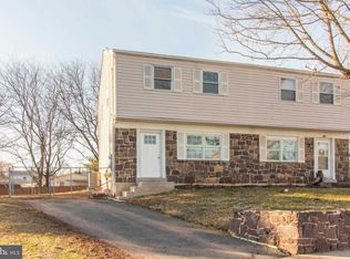 11 Evergreen Rd, Pottstown, PA 19464