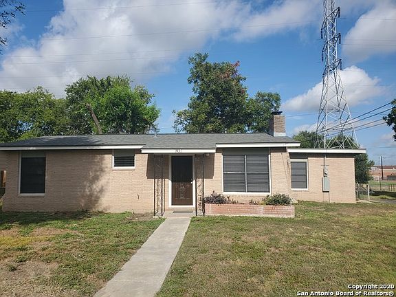 2nd image of 7431 Dell Oak Dr